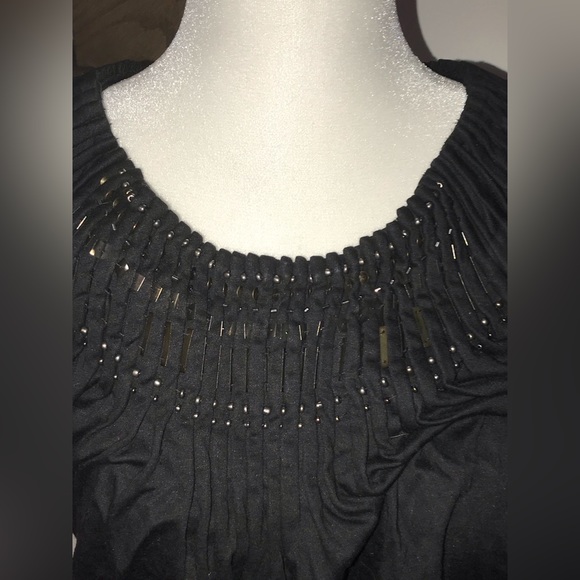 BCBGMAXAZRIA SIZE XS 00’s style dress/ gold hardware embellishments on collar - Picture 2 of 5